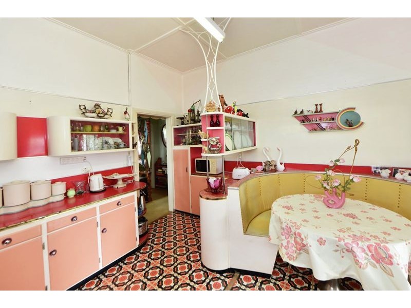 33 Tolmie Street, South Toowoomba QLD 4350