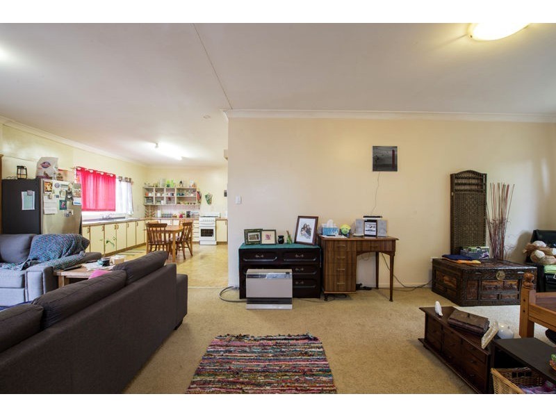 8 Roseberry Street, North Toowoomba QLD 4350