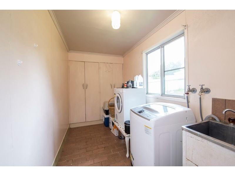 8 Roseberry Street, North Toowoomba QLD 4350