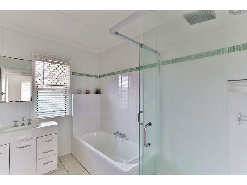 35 McCafferty Street, Wilsonton QLD 4350