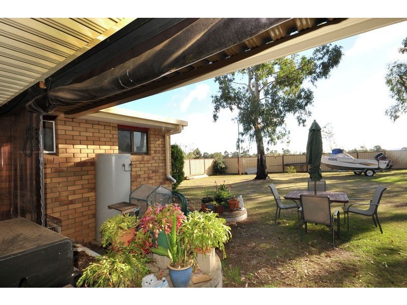 14 Fairfax Street, Cambooya QLD 4358