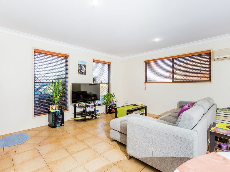 2/251 Nelson Street, Kearneys Spring QLD 4350