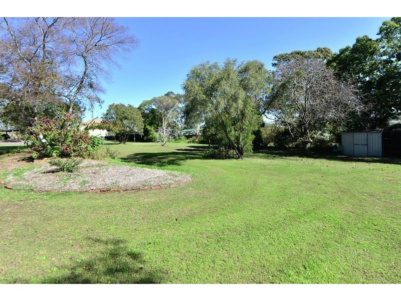 44 Main Street, Meringandan QLD 4352