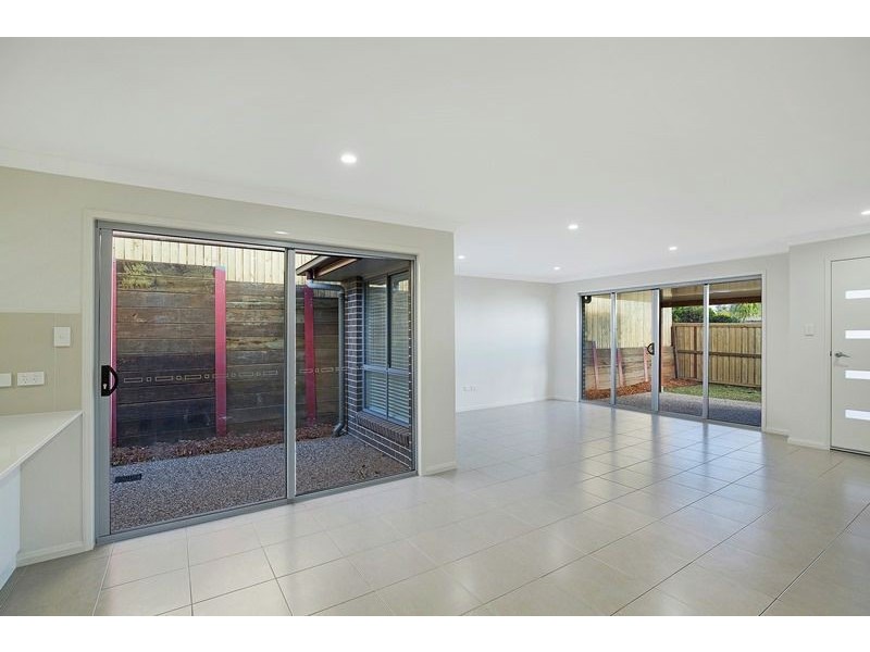 6 Dylan Court, Darling Heights QLD 4350