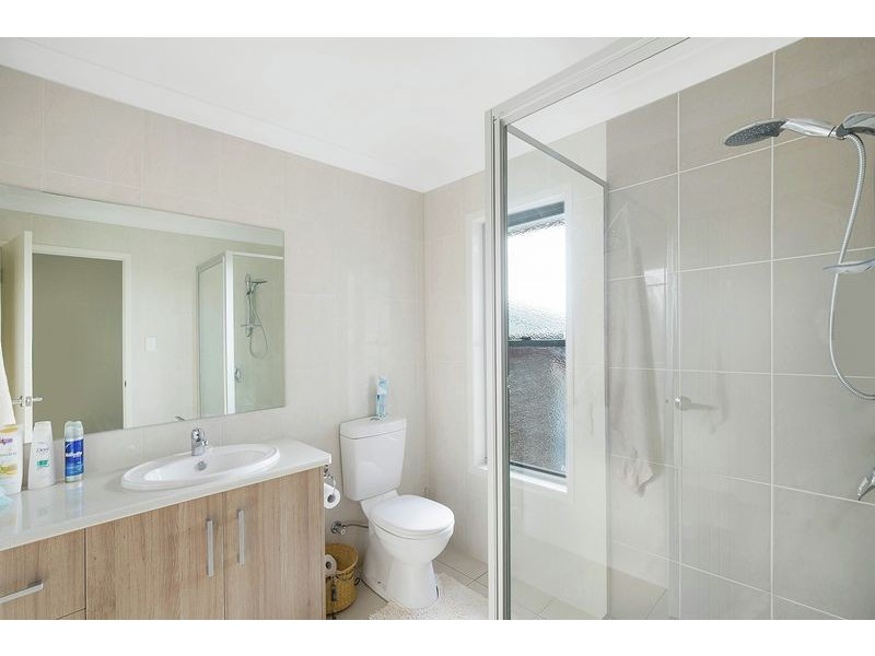 6 Dylan Court, Darling Heights QLD 4350