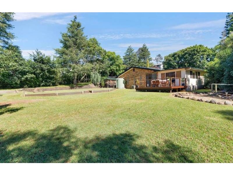 3 Outlook Crescent, Blue Mountain Heights QLD 4350