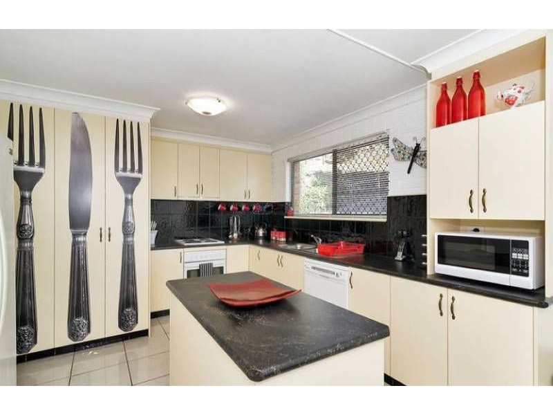 3 Outlook Crescent, Blue Mountain Heights QLD 4350