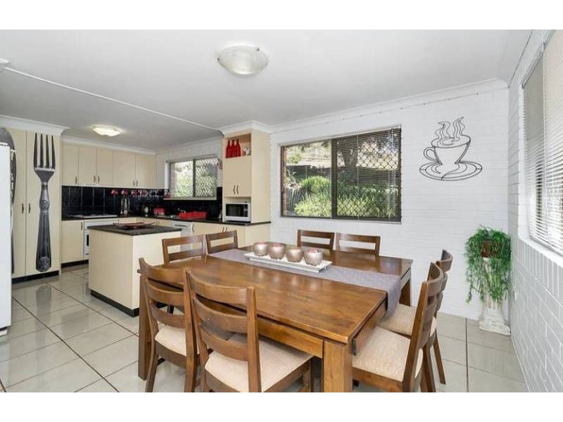 3 Outlook Crescent, Blue Mountain Heights QLD 4350