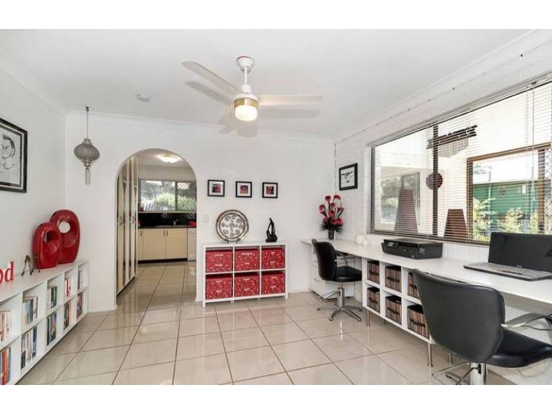 3 Outlook Crescent, Blue Mountain Heights QLD 4350