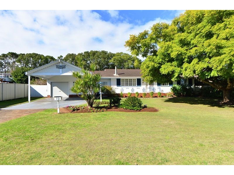 10 McIntyre Street, Centenary Heights QLD 4350