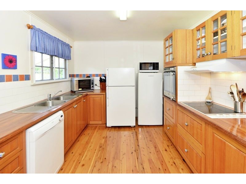 10 McIntyre Street, Centenary Heights QLD 4350