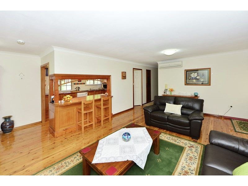 10 McIntyre Street, Centenary Heights QLD 4350