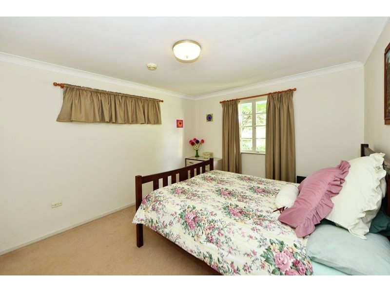 10 McIntyre Street, Centenary Heights QLD 4350