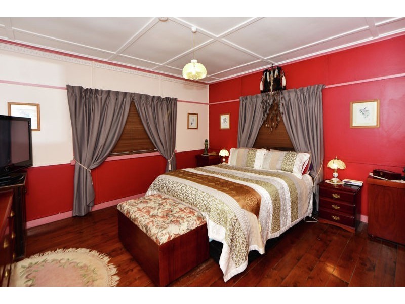 39 Searle Street, South Toowoomba QLD 4350