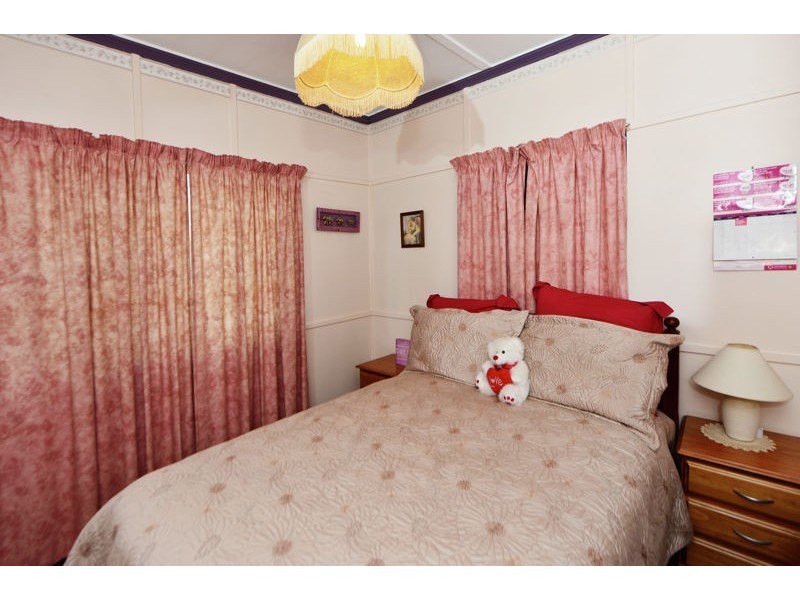 39 Searle Street, South Toowoomba QLD 4350