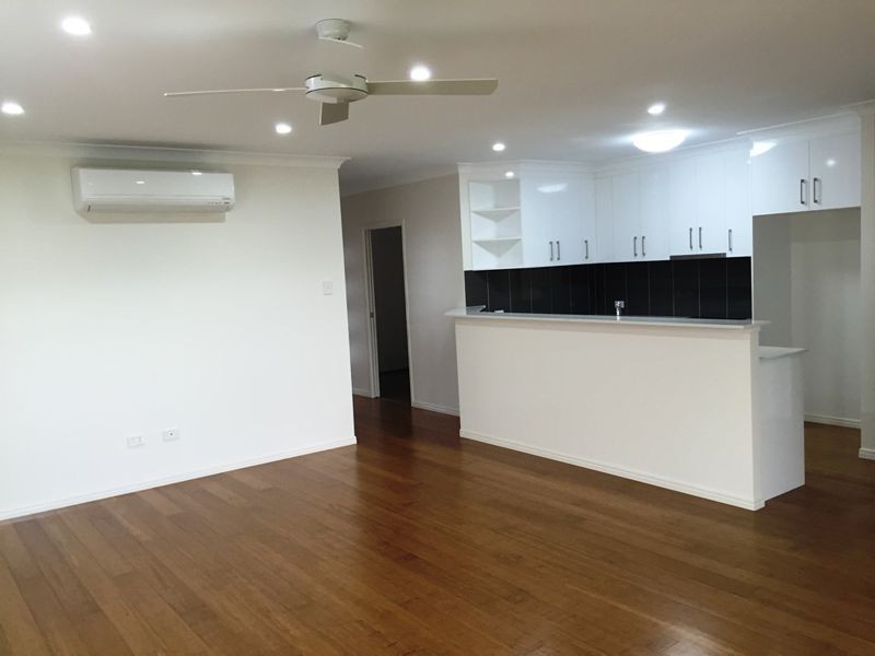 2/25 Scullin Street, Middle Ridge QLD 4350