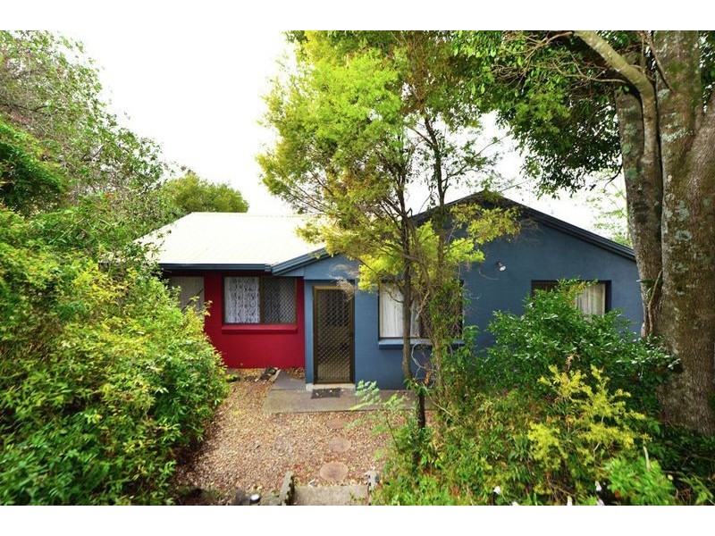 4 Rebecca Court, Kearneys Spring QLD 4350