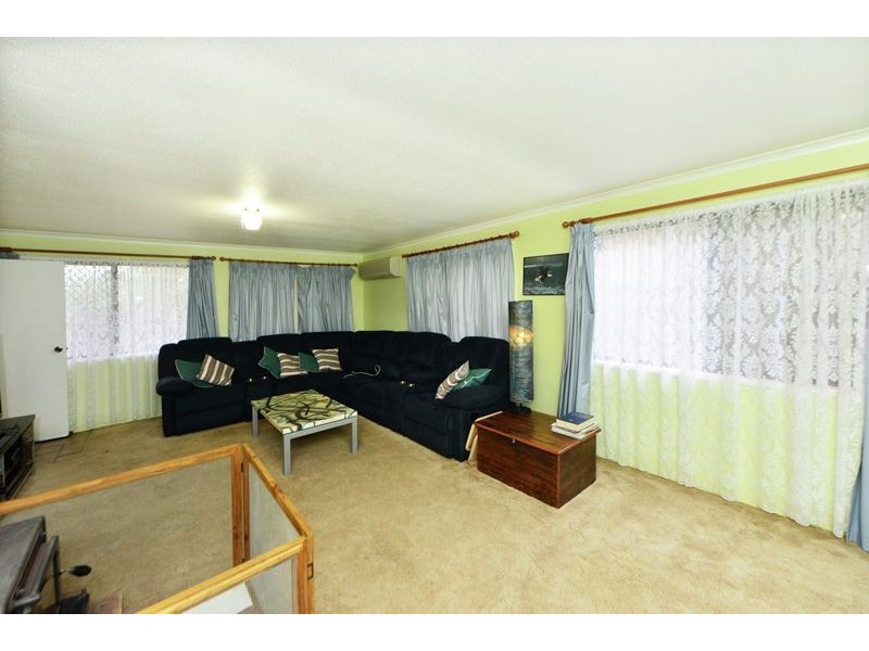 4 Rebecca Court, Kearneys Spring QLD 4350