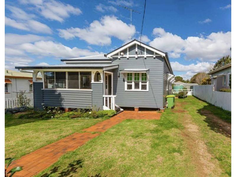 14 Hamwood Street, Toowoomba City QLD 4350