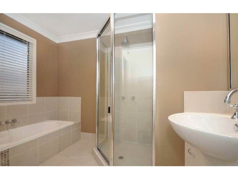 13 Carla Crescent, Westbrook QLD 4350