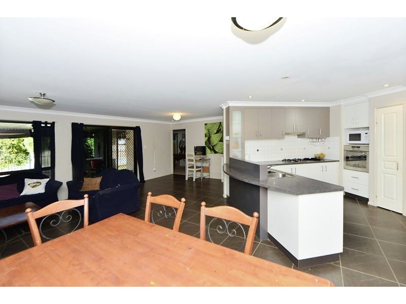 Preston QLD 4352