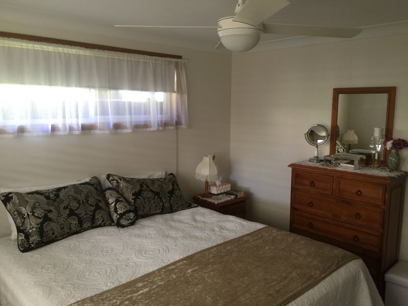 67 Jennifer Cres, Darling Heights QLD 4350