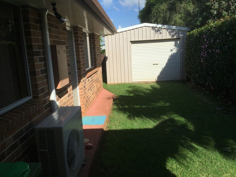 67 Jennifer Cres, Darling Heights QLD 4350
