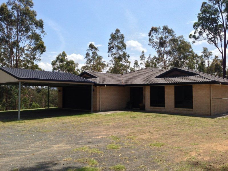 Upper Lockyer QLD 4352