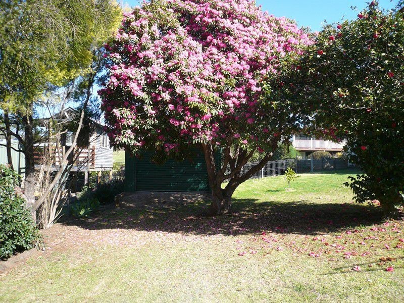 4 Tolmie Street, South Toowoomba QLD 4350
