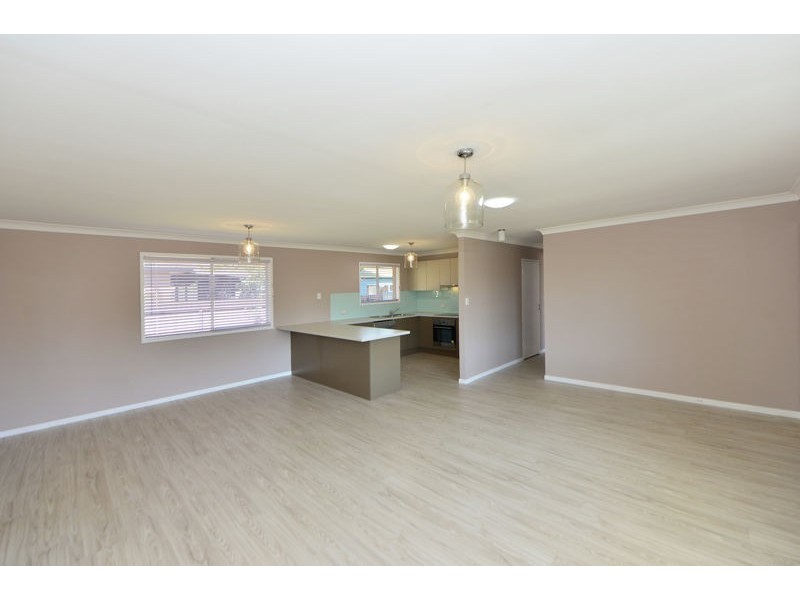 13 Chilla Street, Harristown QLD 4350