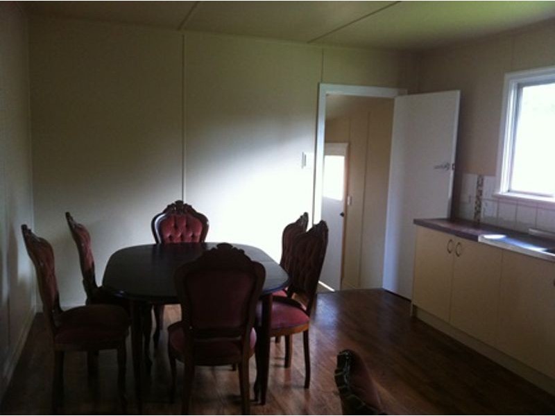 208 MacKenzie Street, Rangeville QLD 4350