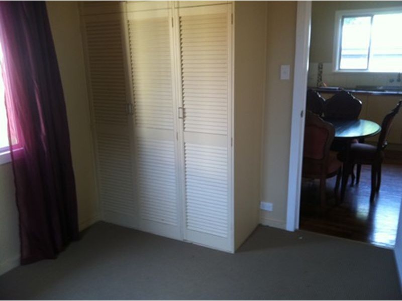 208 MacKenzie Street, Rangeville QLD 4350