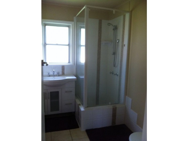 208 MacKenzie Street, Rangeville QLD 4350