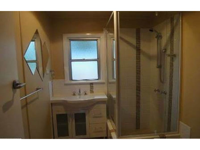 208 MacKenzie Street, Rangeville QLD 4350