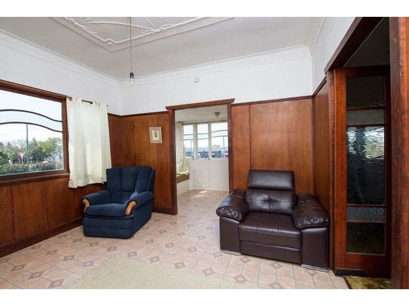 361 West Street, Harristown QLD 4350