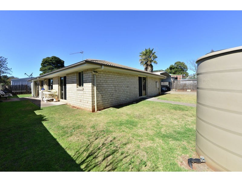340a Tor Street, Newtown QLD 4350