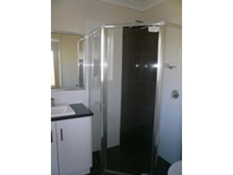 18 Shoesmith Rd, Westbrook QLD 4350