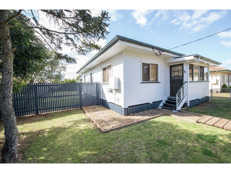 50 Holberton Street, Rockville QLD 4350