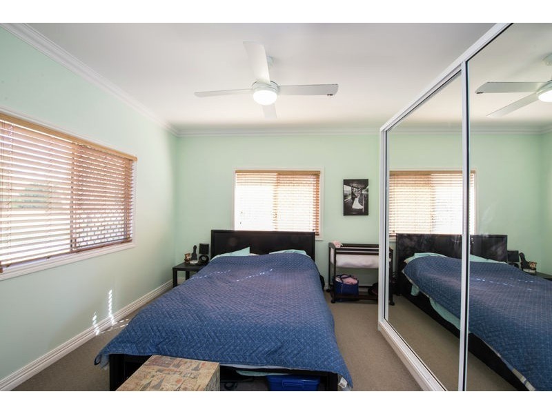 50 Holberton Street, Rockville QLD 4350