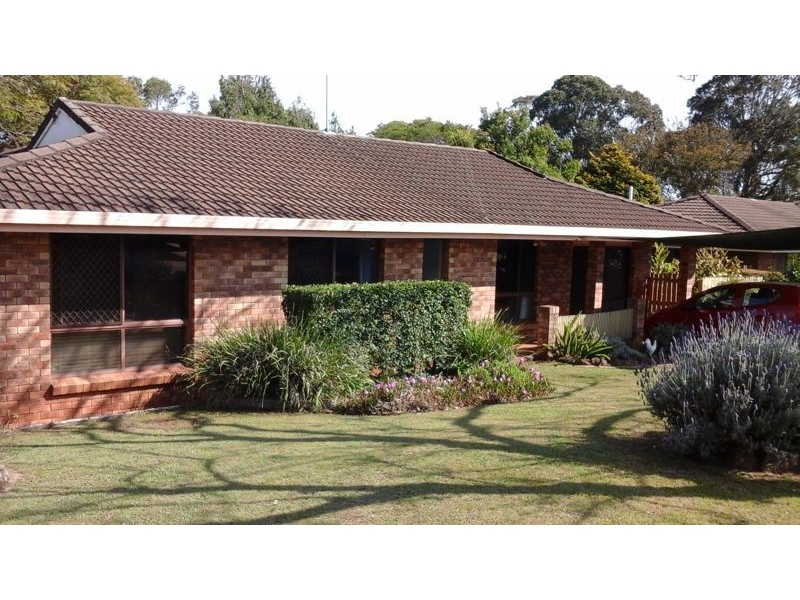 20 Damian Cres, Kearneys Spring QLD 4350