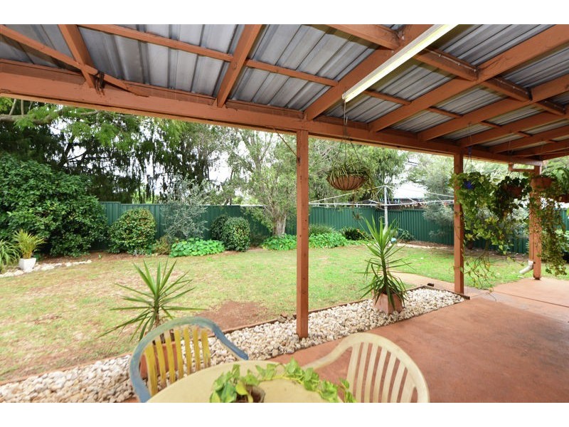 20 Damian Cres, Kearneys Spring QLD 4350