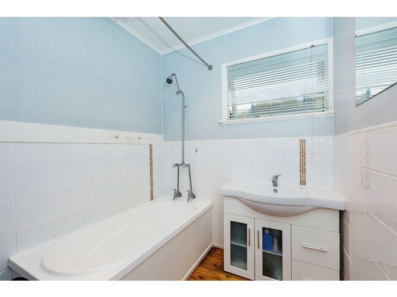 315 Tor Street, Wilsonton QLD 4350