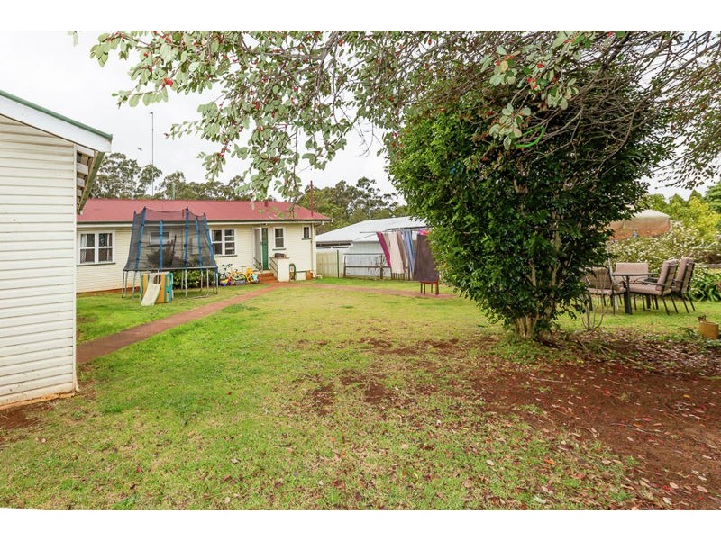 315 Tor Street, Wilsonton QLD 4350