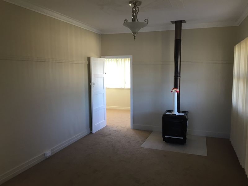 14 Beelbee Street, Harristown QLD 4350