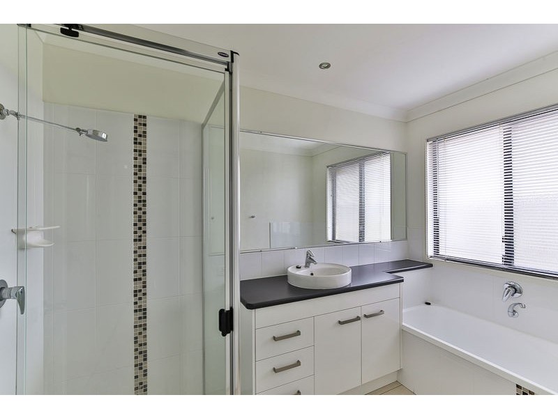 14 Wellington Street, Wyreema QLD 4352