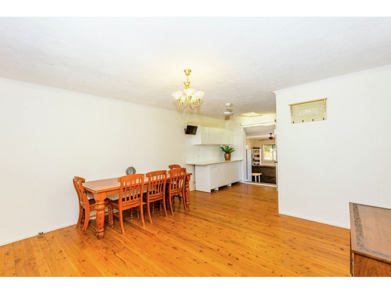 Centenary Heights QLD 4350