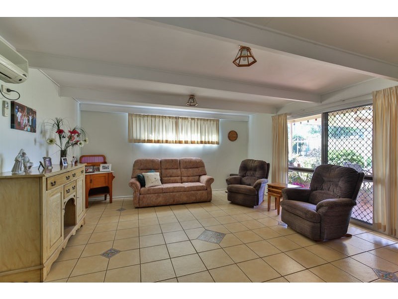 523 Stenner Street, Harristown QLD 4350