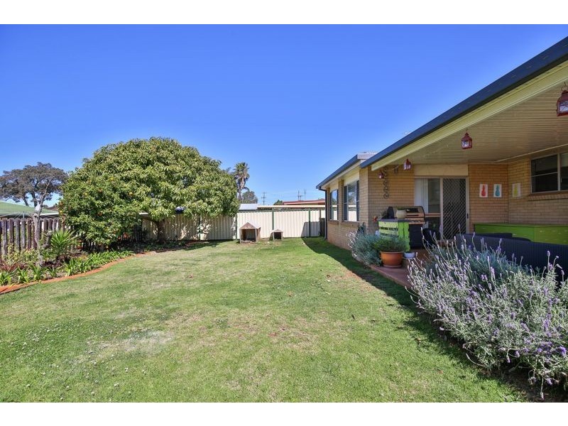 26 Honey Street, Harristown QLD 4350