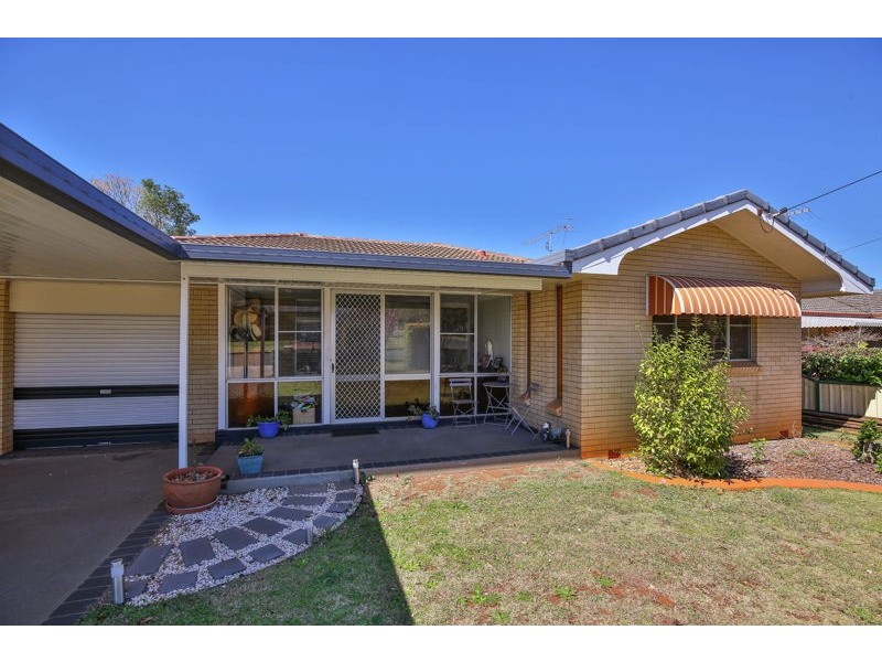 26 Honey Street, Harristown QLD 4350