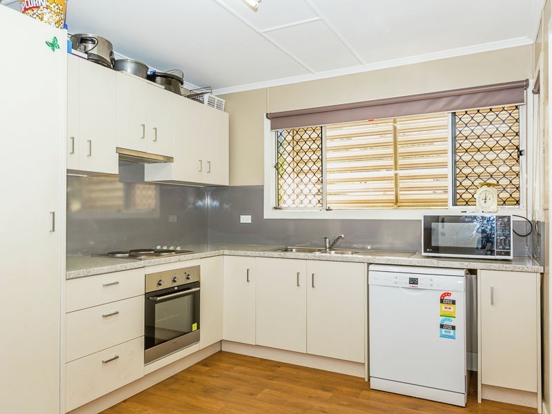 2 Mole Street, Harlaxton QLD 4350